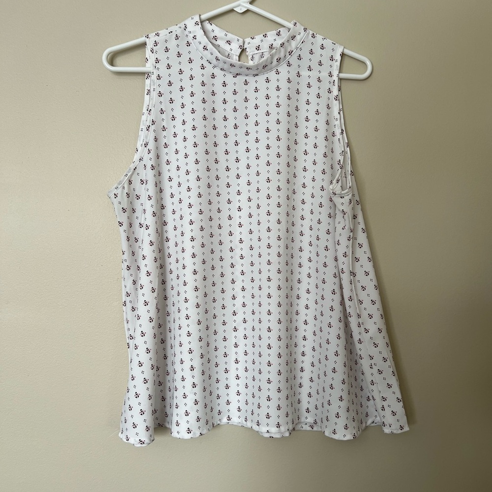 LOFT White and Cream Boxy Sleeveless Tank Top